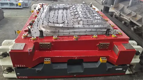 قالب پنل عقب برای KQ5152 با موفقیت تحویل داده شد